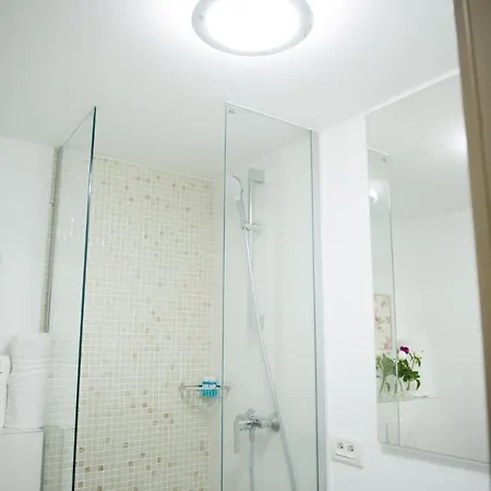 Friends Апартаменты *